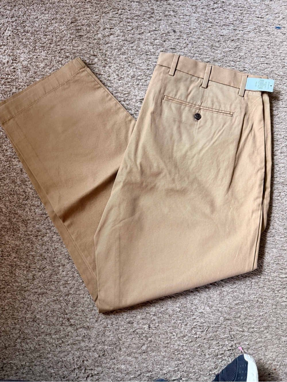 GAP Men's Chinos in Light Tan